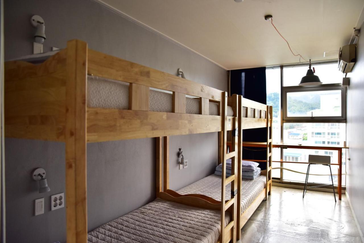 Lifeguesthouse Tongyeong Esterno foto