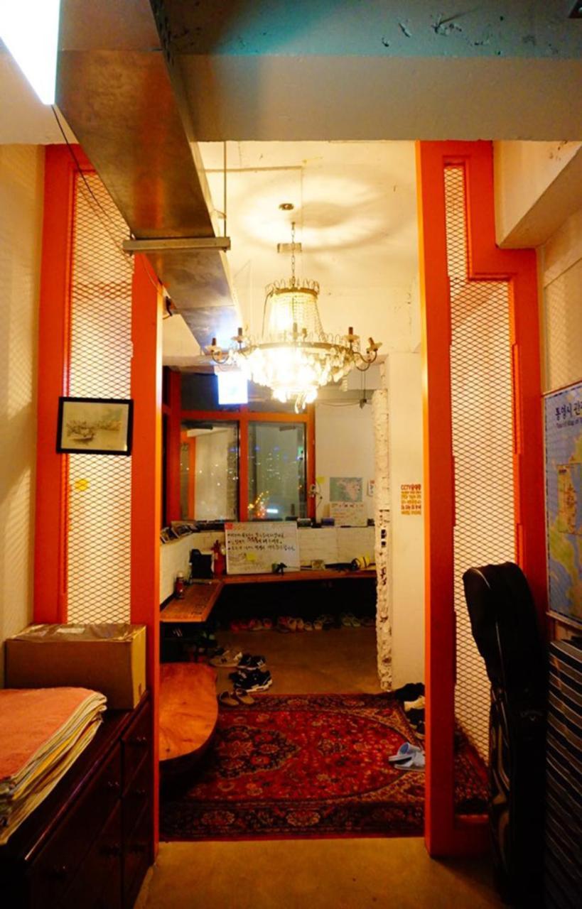 Lifeguesthouse Tongyeong Esterno foto