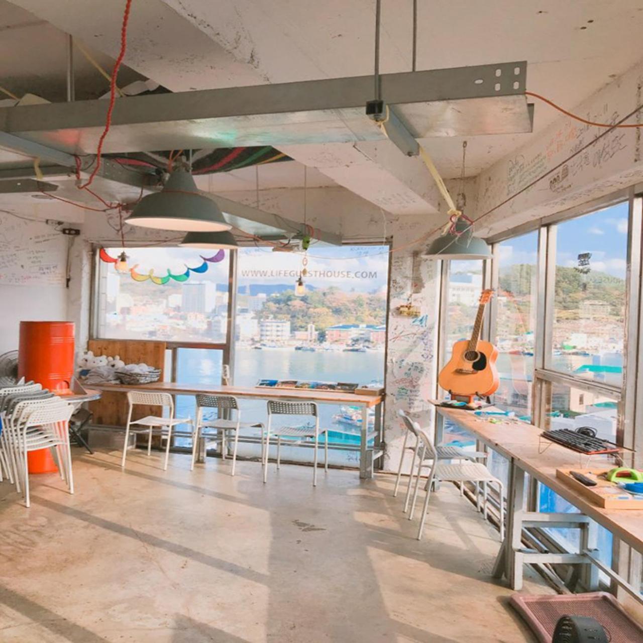 Lifeguesthouse Tongyeong Esterno foto